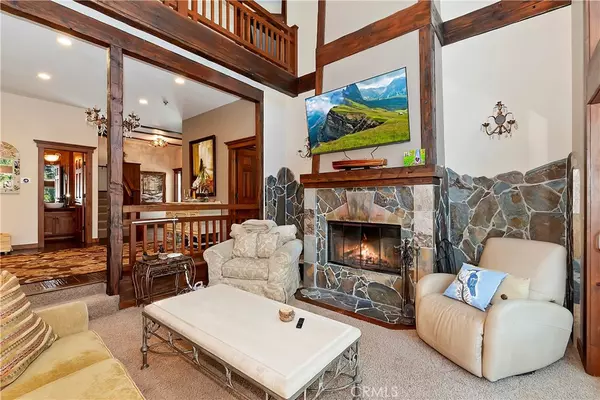 Lake Arrowhead, CA 92352,26668 Thunderbird DR