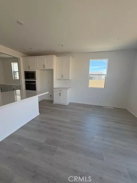 Menifee, CA 92584,32221 Neal LN