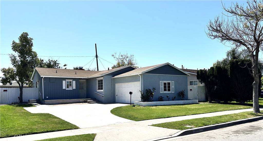 1406 E Hukee AVE, Anaheim, CA 92805