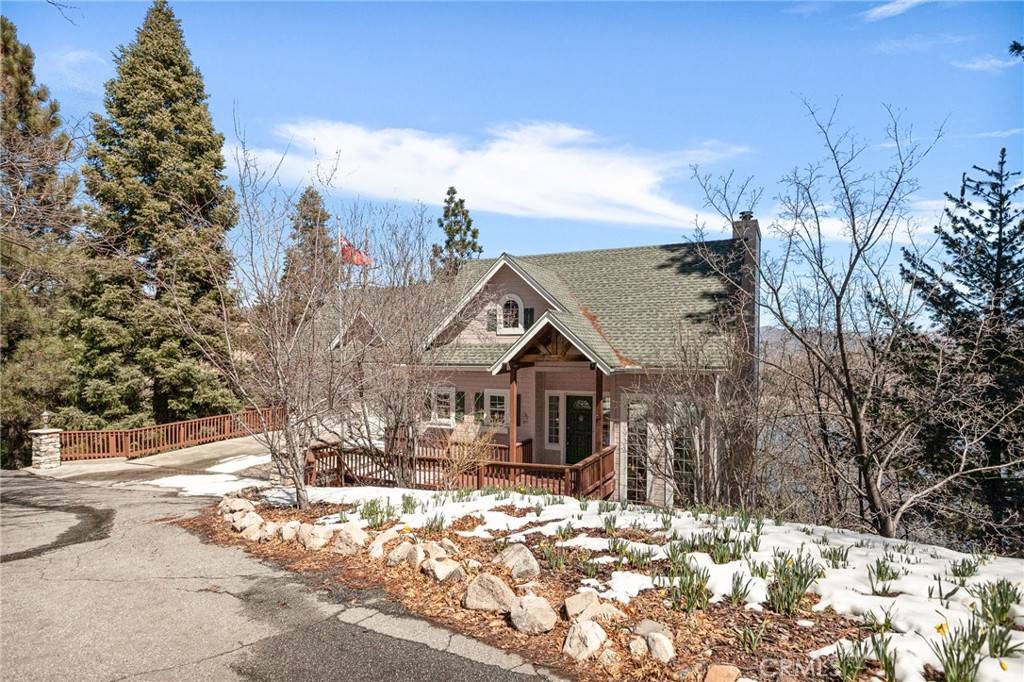 Lake Arrowhead, CA 92321,565 Canyon View RD