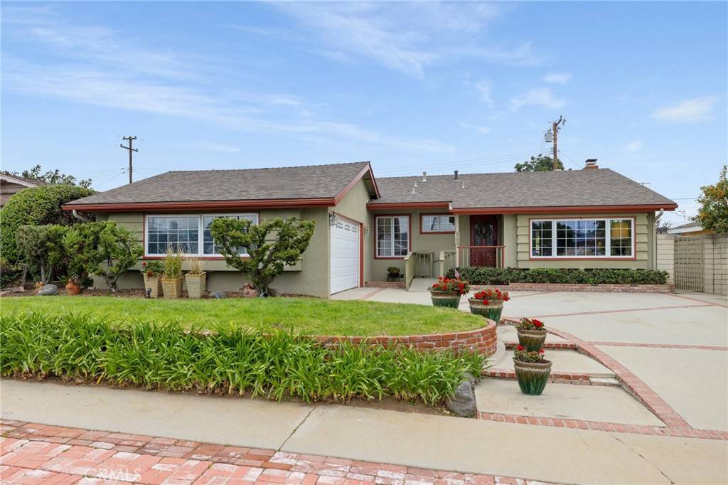 La Habra, CA 90631,810 Inola CT