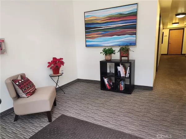 Pomona, CA 91766,101 W Mission BLVD #306