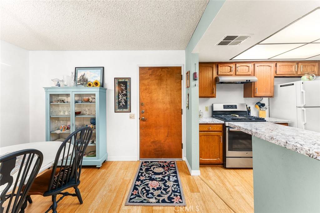 Redlands, CA 92373,254 E Fern AVE #207