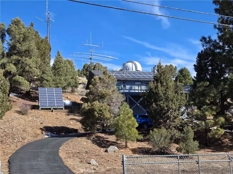 46754 Lakewood DR, Big Bear City, CA 92314