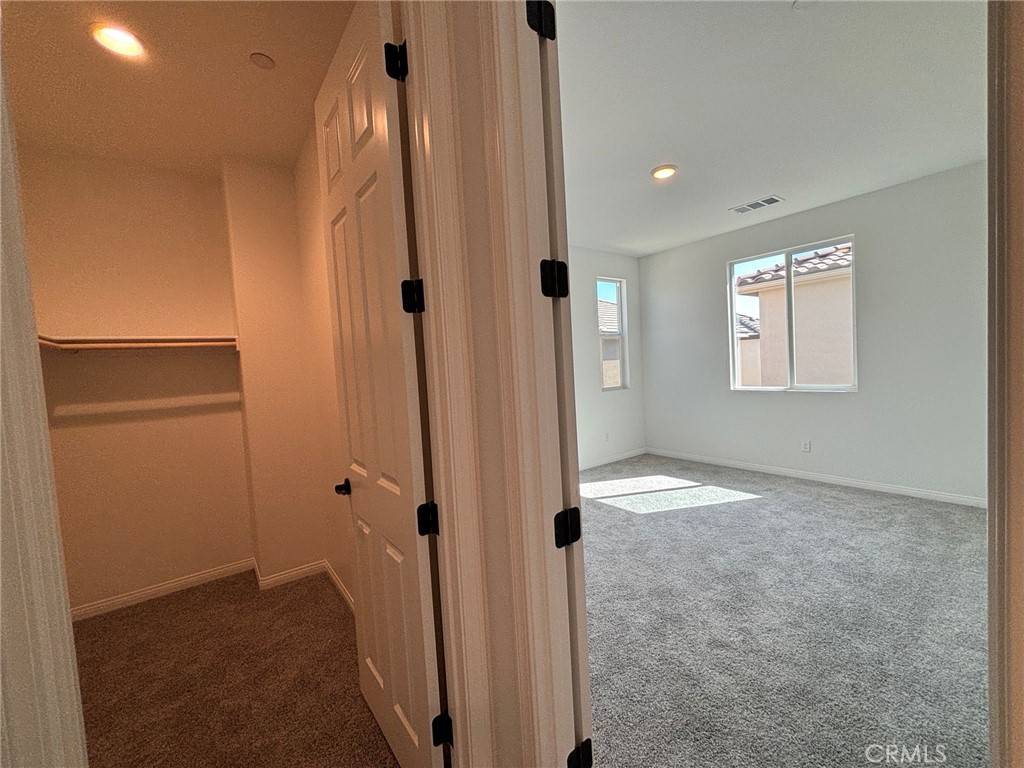 Santa Paula, CA 93060,1850 Flannel DR