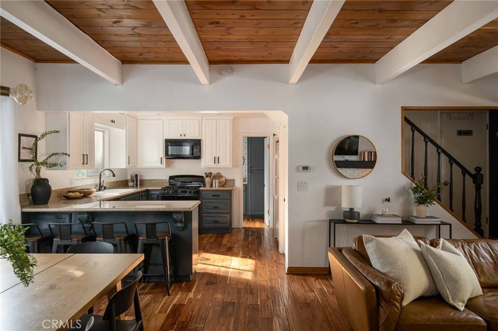 Lake Arrowhead, CA 92352,416 Klamath DR