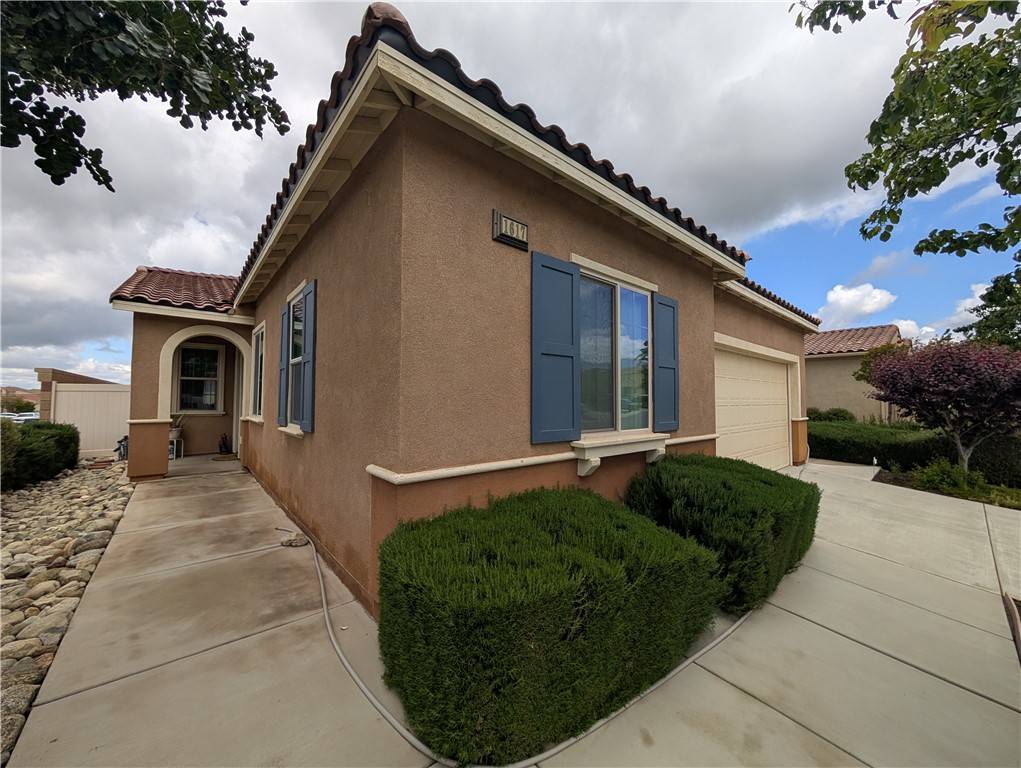 1617 Sinton CT, Beaumont, CA 92223