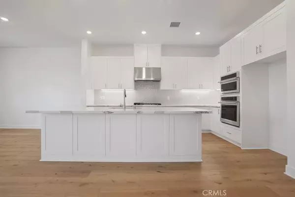 Irvine, CA 92618,109 Great Park BLVD