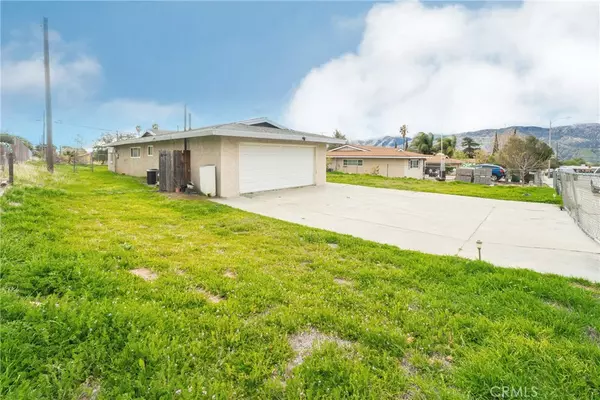 Banning, CA 92220,736 N Florida ST