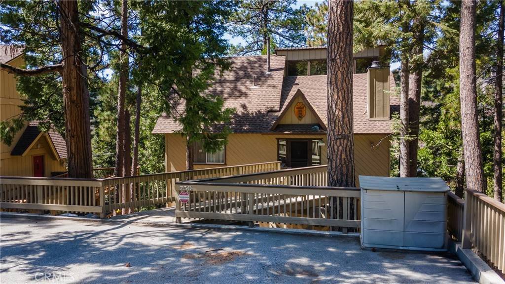 750 E Grass Valley RD, Lake Arrowhead, CA 92352