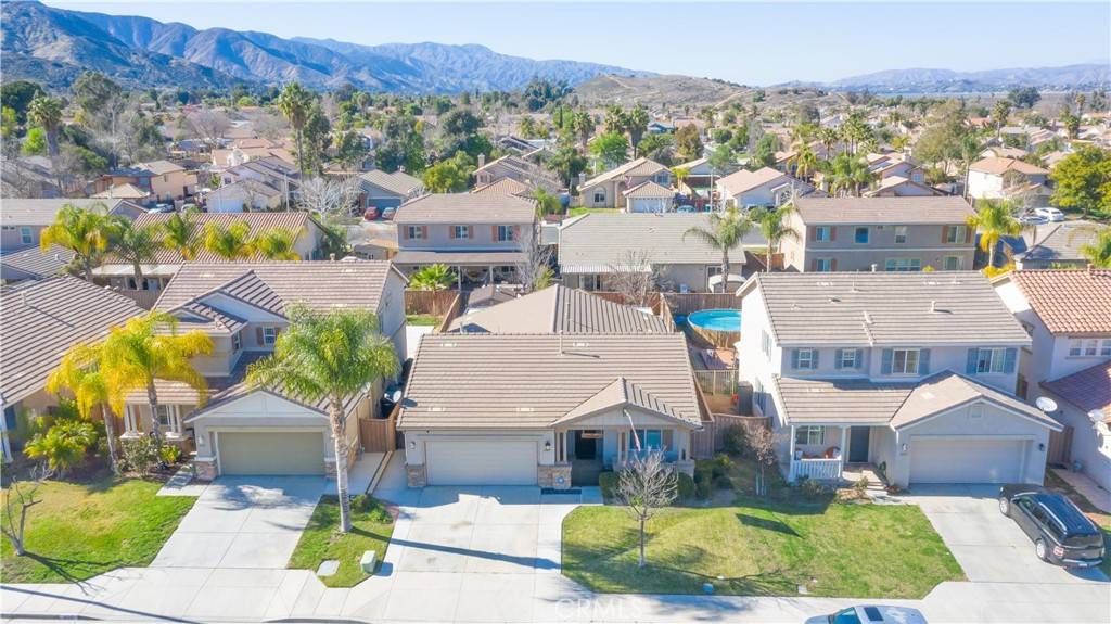 Lake Elsinore, CA 92530,32765 Santa Cruz