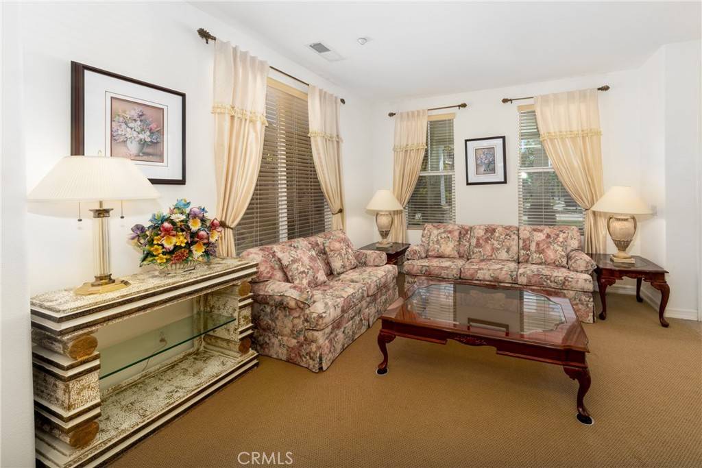 Fontana, CA 92336,15686 Iron Spring LN