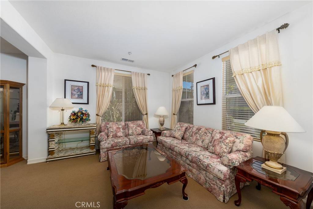 Fontana, CA 92336,15686 Iron Spring LN