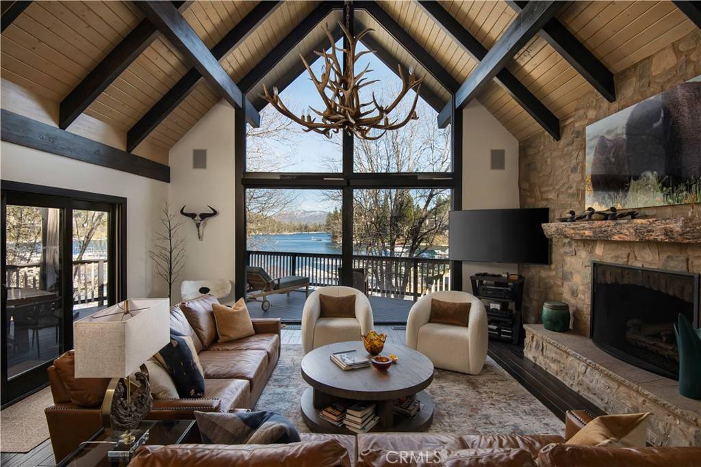 27529 W Shore RD, Lake Arrowhead, CA 92352