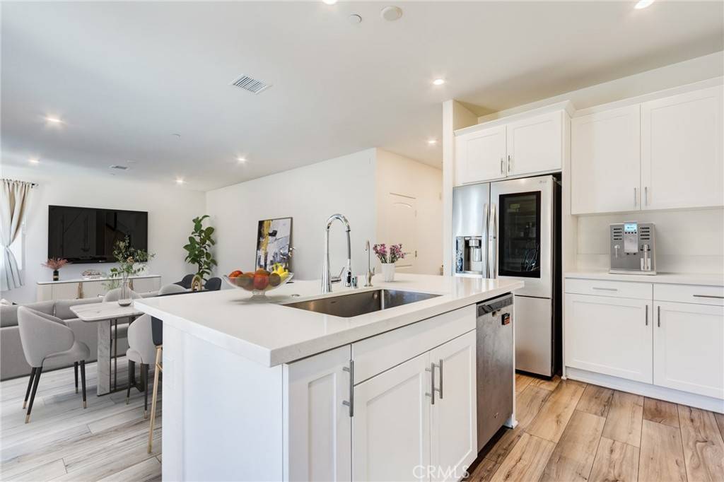 Rialto, CA 92376,972 W Jasmine WAY