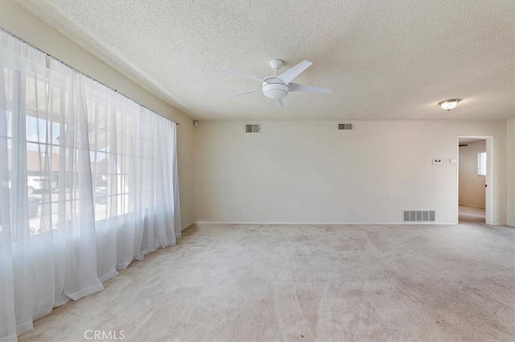 Hemet, CA 92543,1160 W Montrose AVE