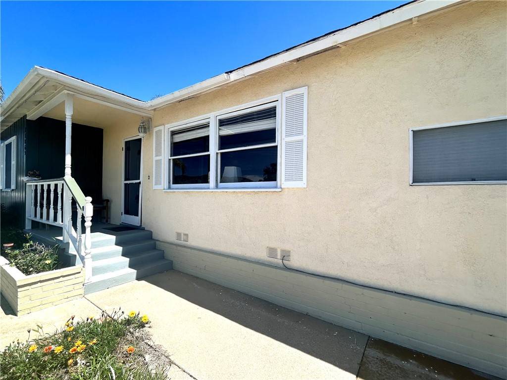 Yucaipa, CA 92399,11865 2nd ST