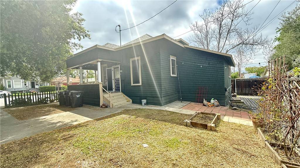 Redlands, CA 92374,721 E State ST