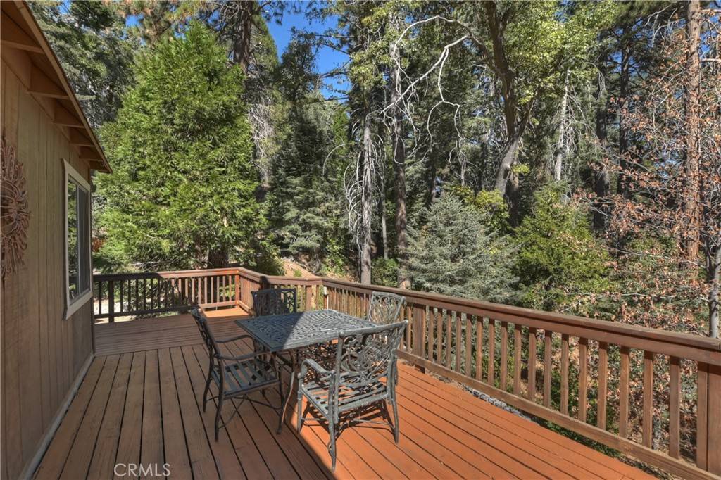 Lake Arrowhead, CA 92385,863 Oak RD