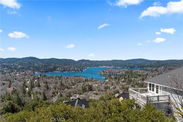 29083 Mammoth DR, Lake Arrowhead, CA 92352