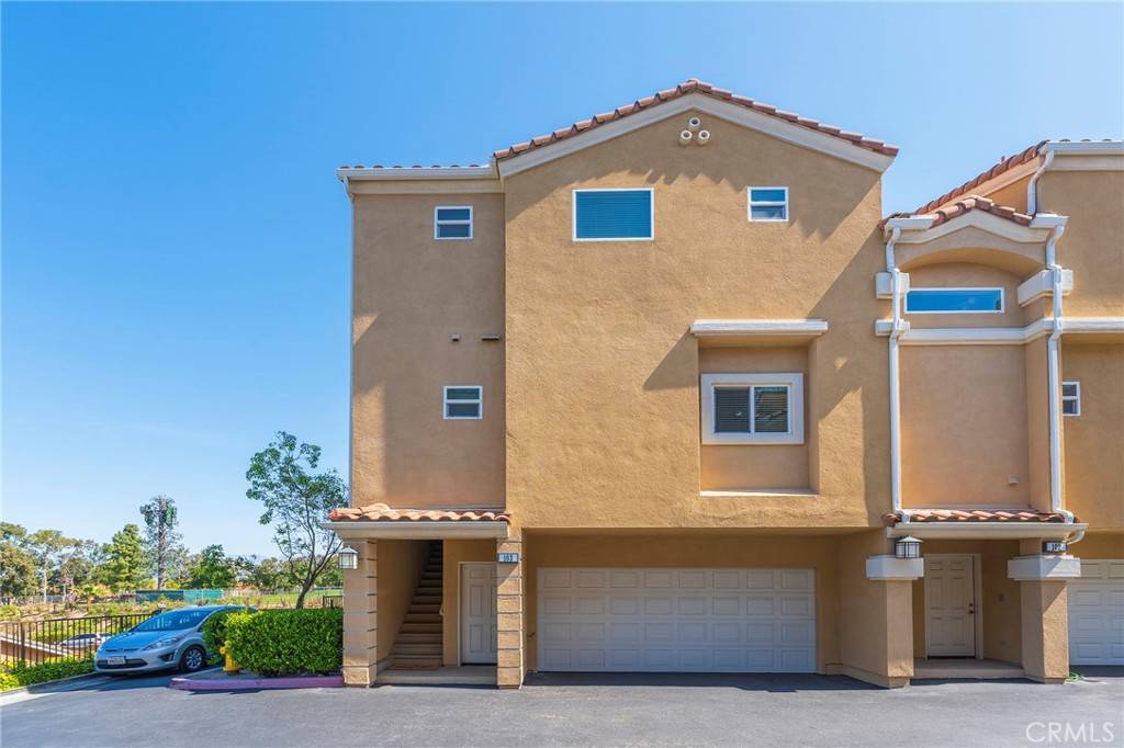 2848 Green River RD #103, Corona, CA 92882