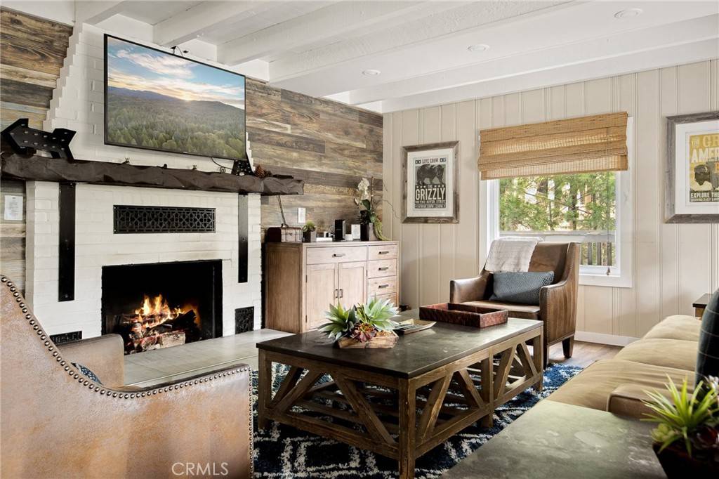 Lake Arrowhead, CA 92352,282 Terrace RD