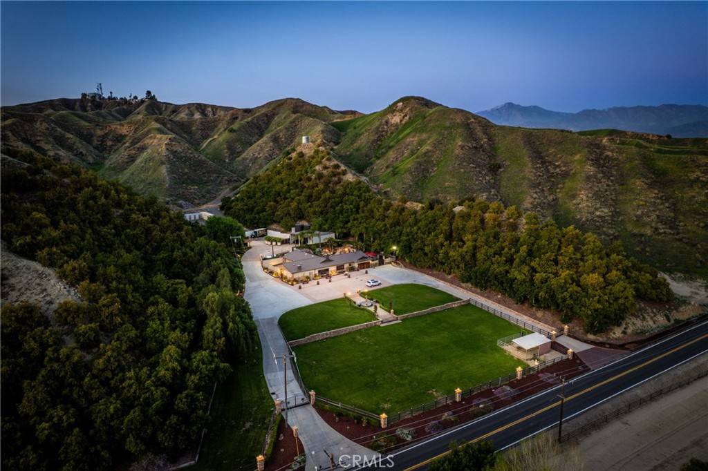 Redlands, CA 92373,30452 Live Oak Canyon RD