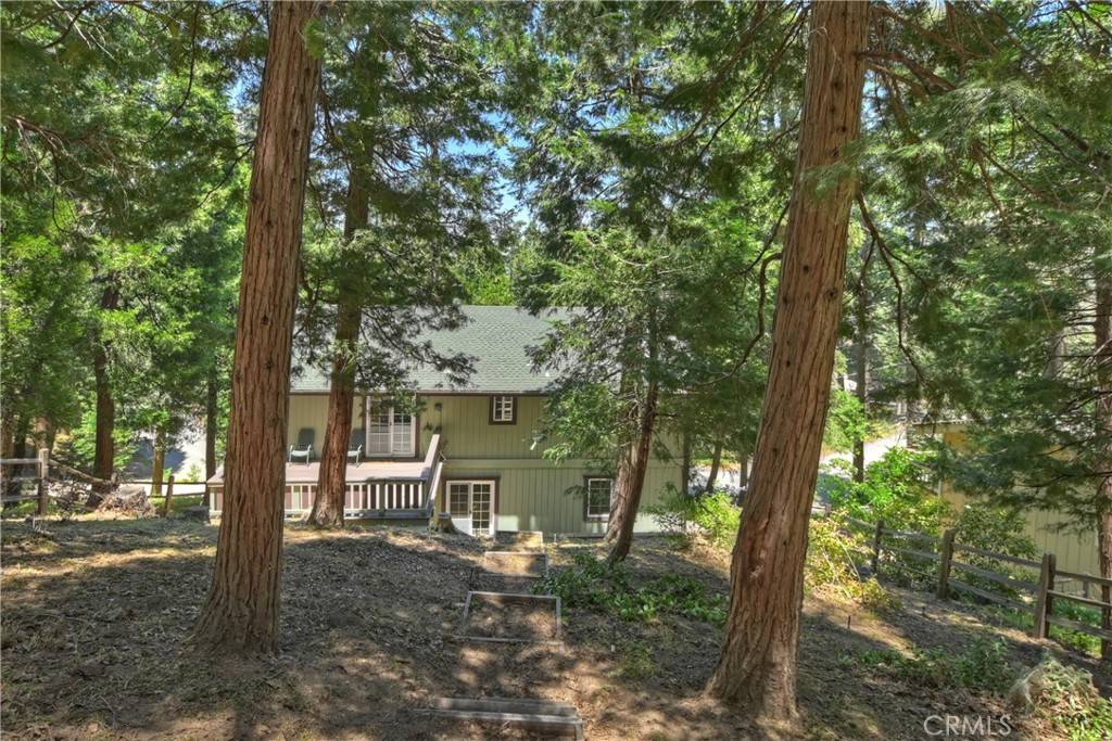Crestline, CA 92325,1208 Jungfrau DR