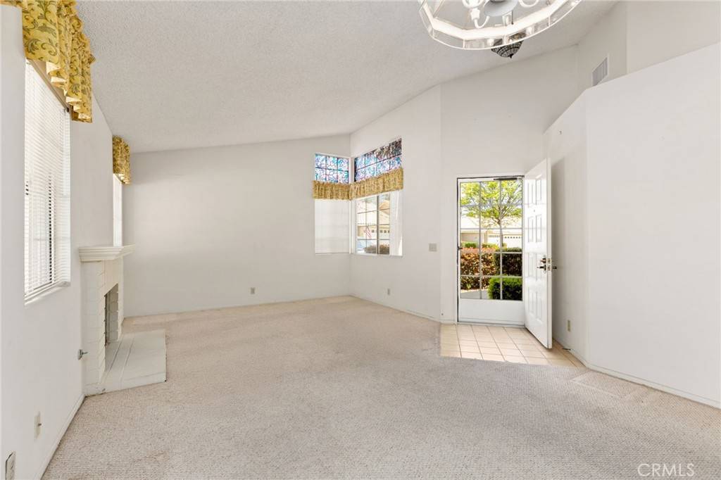 Banning, CA 92220,819 Miller RD