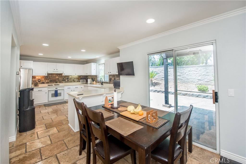 Corona, CA 92881,3498 Birchleaf DR