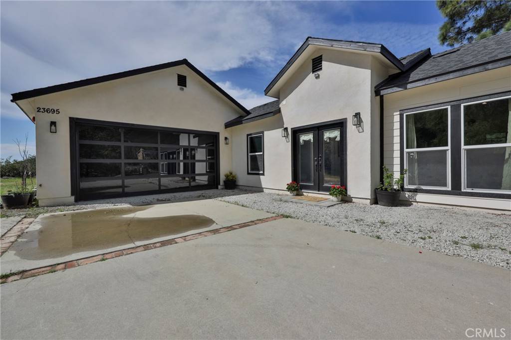 San Bernardino, CA 92404,23695 Hillview RD