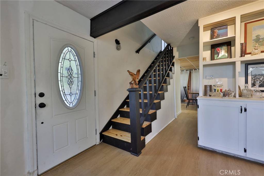 Crestline, CA 92325,23677 Crest Forest DR