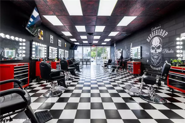 1721 W Florida AVE, Hemet, CA 92545