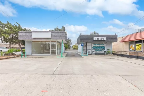 1891 1895 E Valley Pkwy, Escondido, CA 92027