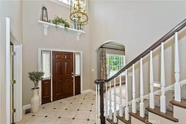 Lake Arrowhead, CA 92352,1010 Black Oaks DR
