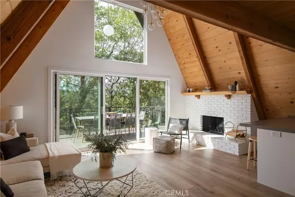 1340 Yosemite DR, Lake Arrowhead, CA 92352