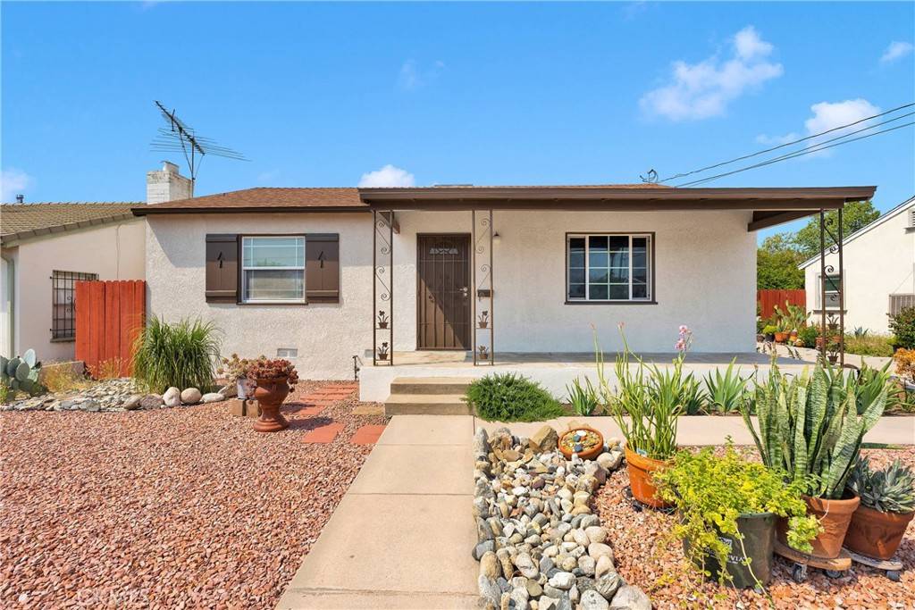 312 W Lugonia AVE, Redlands, CA 92374
