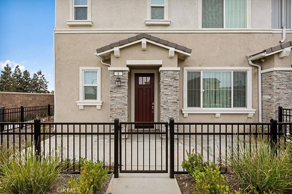 16681 Wyndham LN #8, Fontana, CA 92336