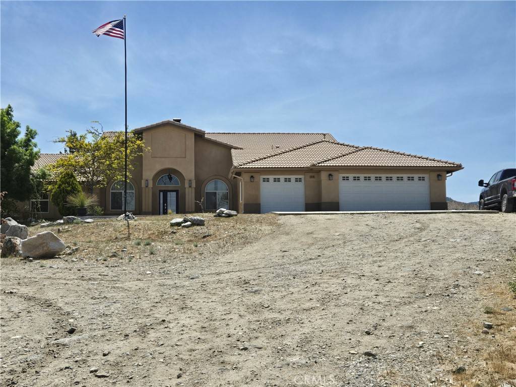 10160 Pineview RD, Pinon Hills, CA 92372