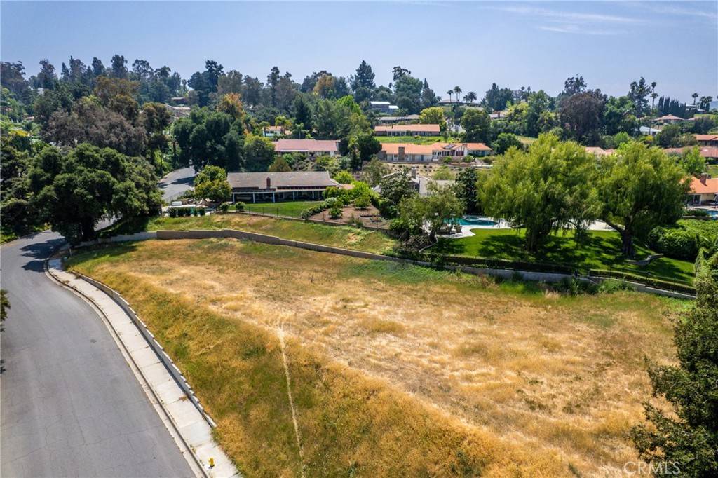 Redlands, CA 92373,0 Sunnyside AVE