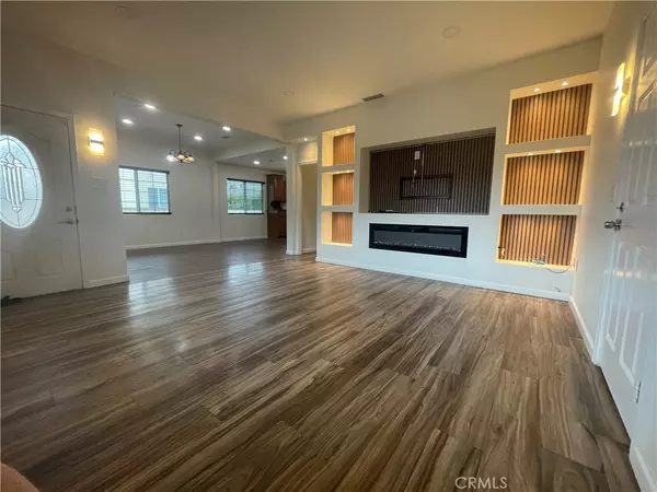 North Hollywood, CA 91601,5663 Ensign AVE