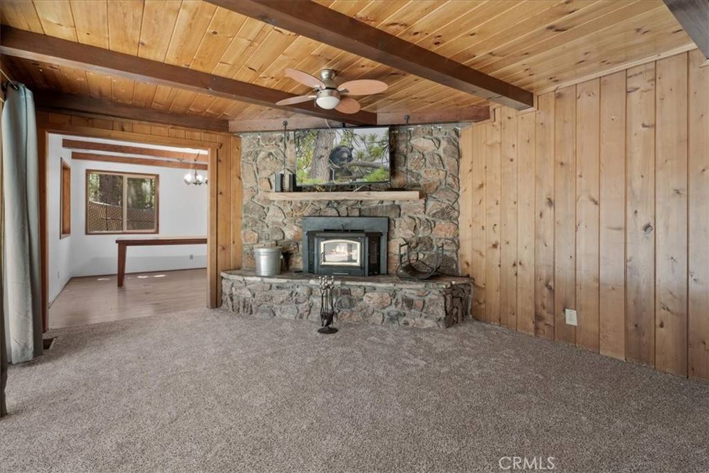 Big Bear Lake, CA 92315,383 Catalina RD