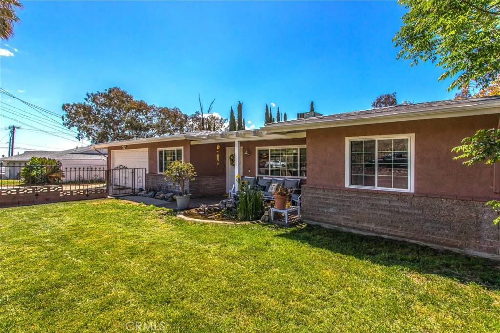 Banning, CA 92220,2460 W Wilson ST