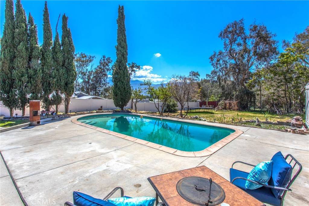 Banning, CA 92220,2460 W Wilson ST