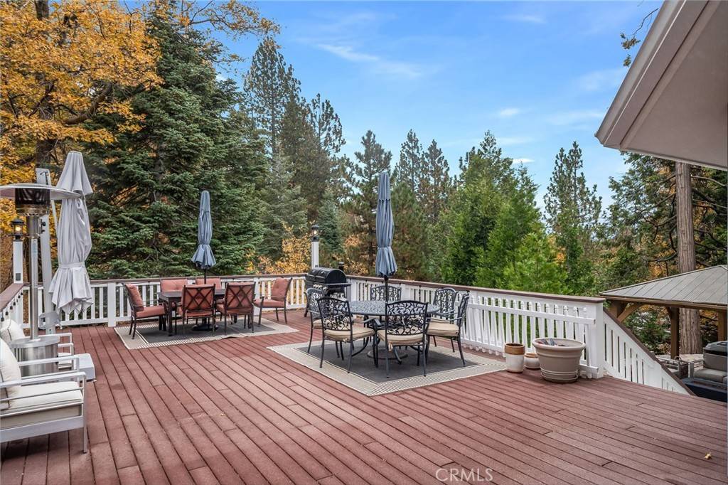 Lake Arrowhead, CA 92352,26122 Augusta DR