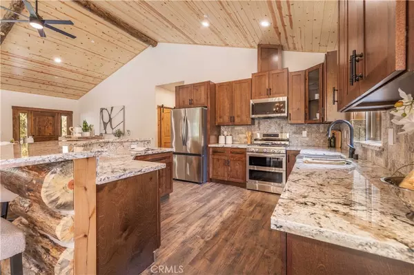 Big Bear Lake, CA 92315,42507 Gold Rush DR