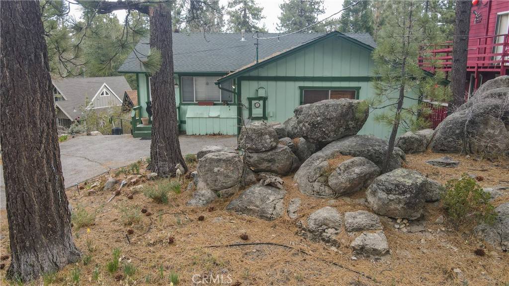 Fawnskin, CA 92333,39177 Arapahoe RD
