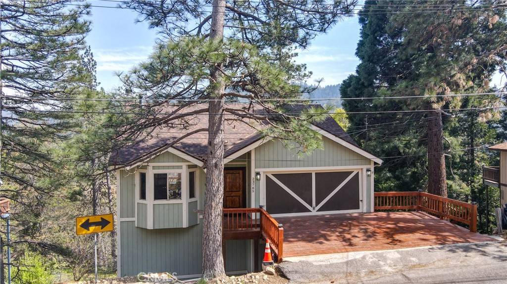 Crestline, CA 92325,23785 Zurich DR