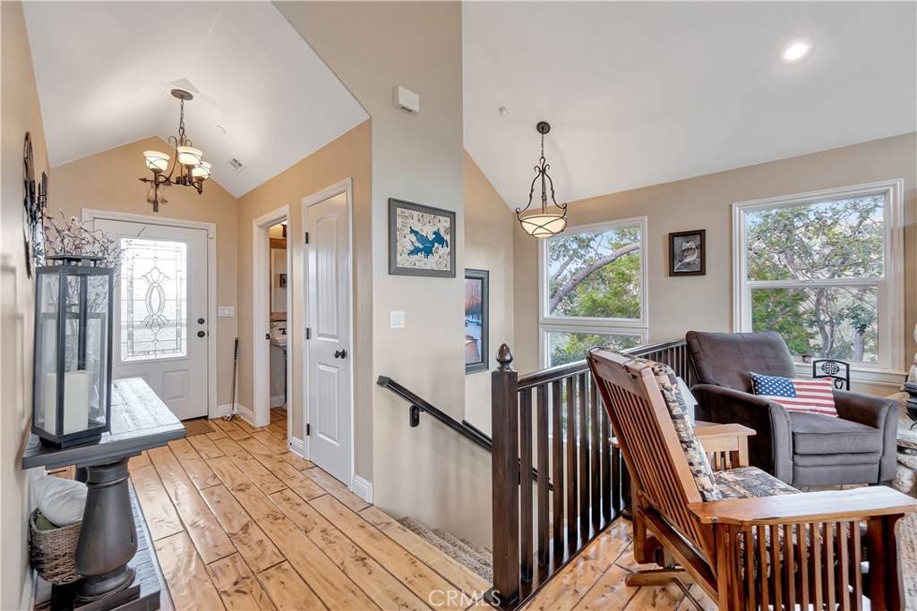 Lake Arrowhead, CA 92352,1119 Brentwood DR