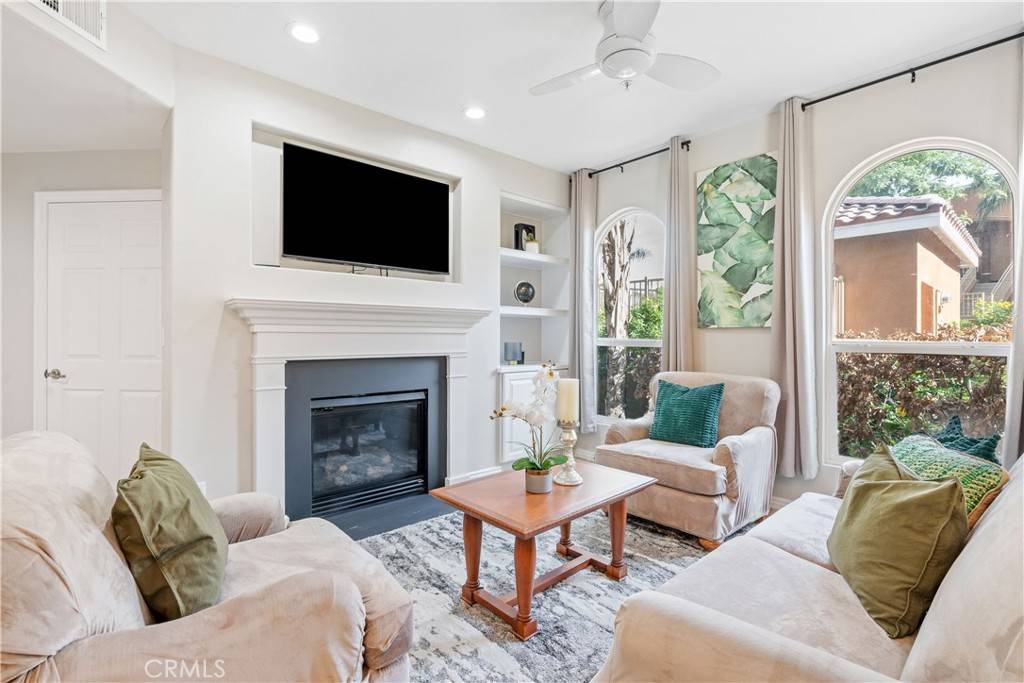 45245 Seeley DR #18C, La Quinta, CA 92253